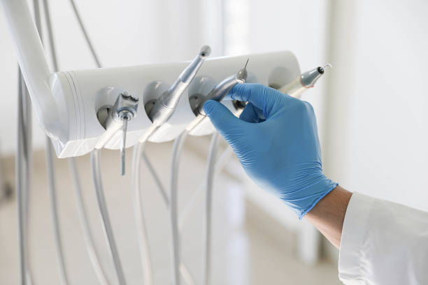 Professional Dental Veneers technician working in Closter, NJ